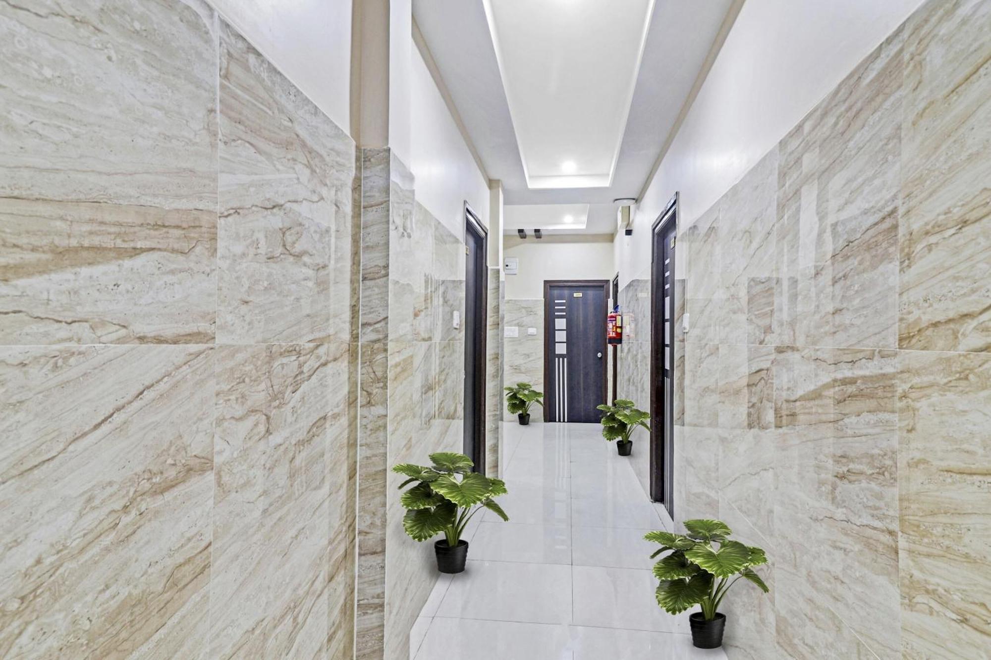 מלון Kondapur  Collection O White House Near Kims Kondapur מראה חיצוני תמונה